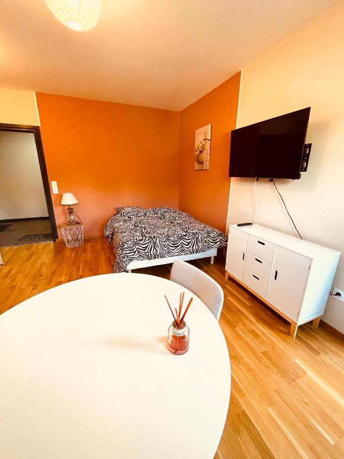 Superbe Avec Place De Parking Appartement *